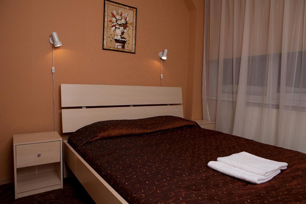 Eurohotel Maardu Kamer foto