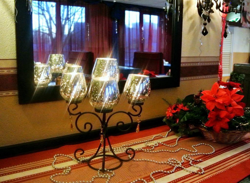 Eurohotel Maardu Buitenkant foto