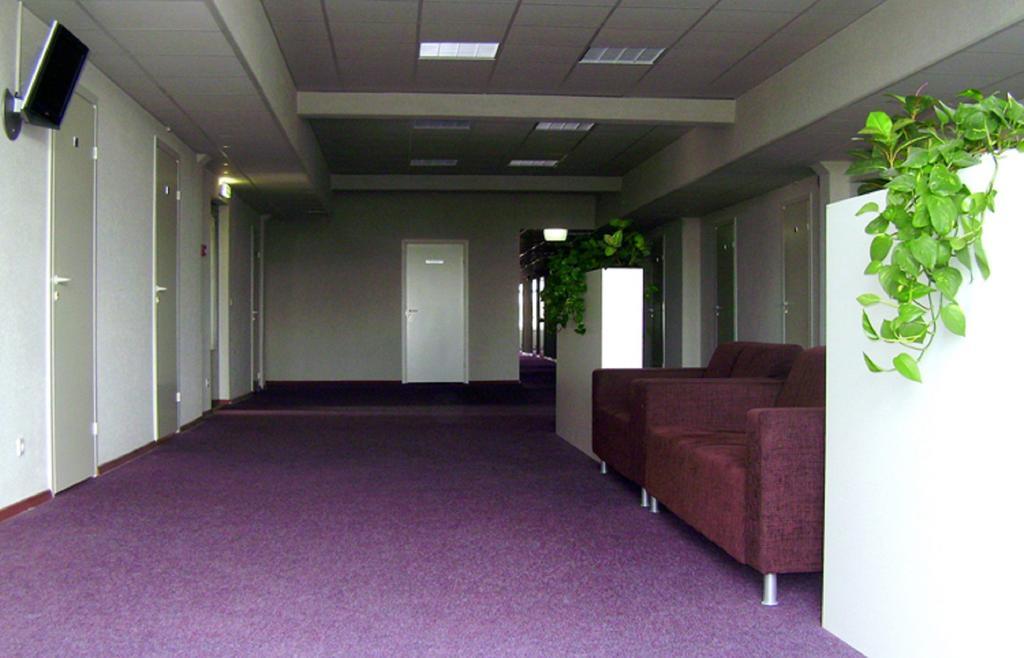Eurohotel Maardu Buitenkant foto